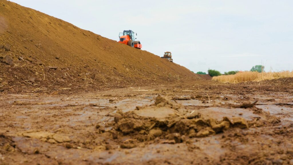 Earthwork and grading contractor melbourne fl
